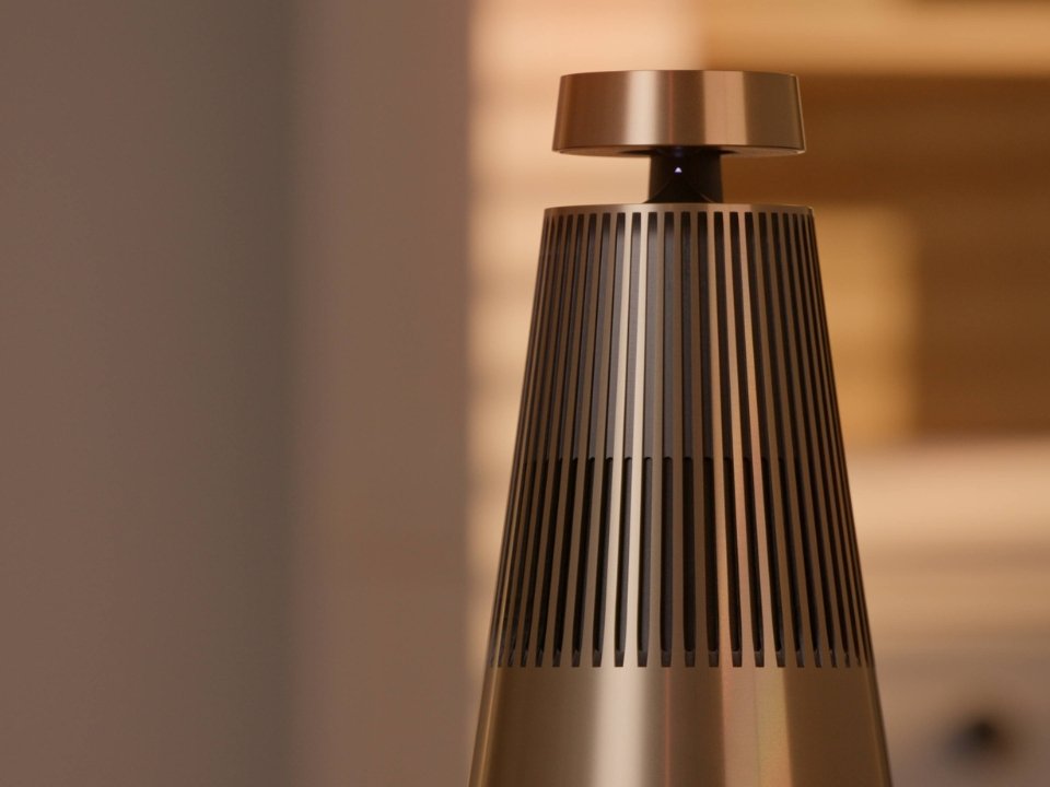 Loa B&O Beosound 2 3rd Gen Bronze Tone - Ảnh thực tế 3